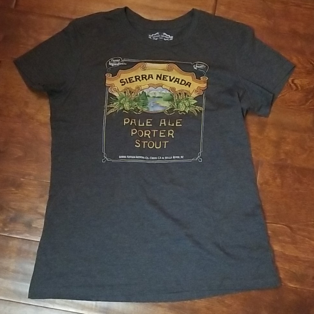 Women's Sierra Nevada tee